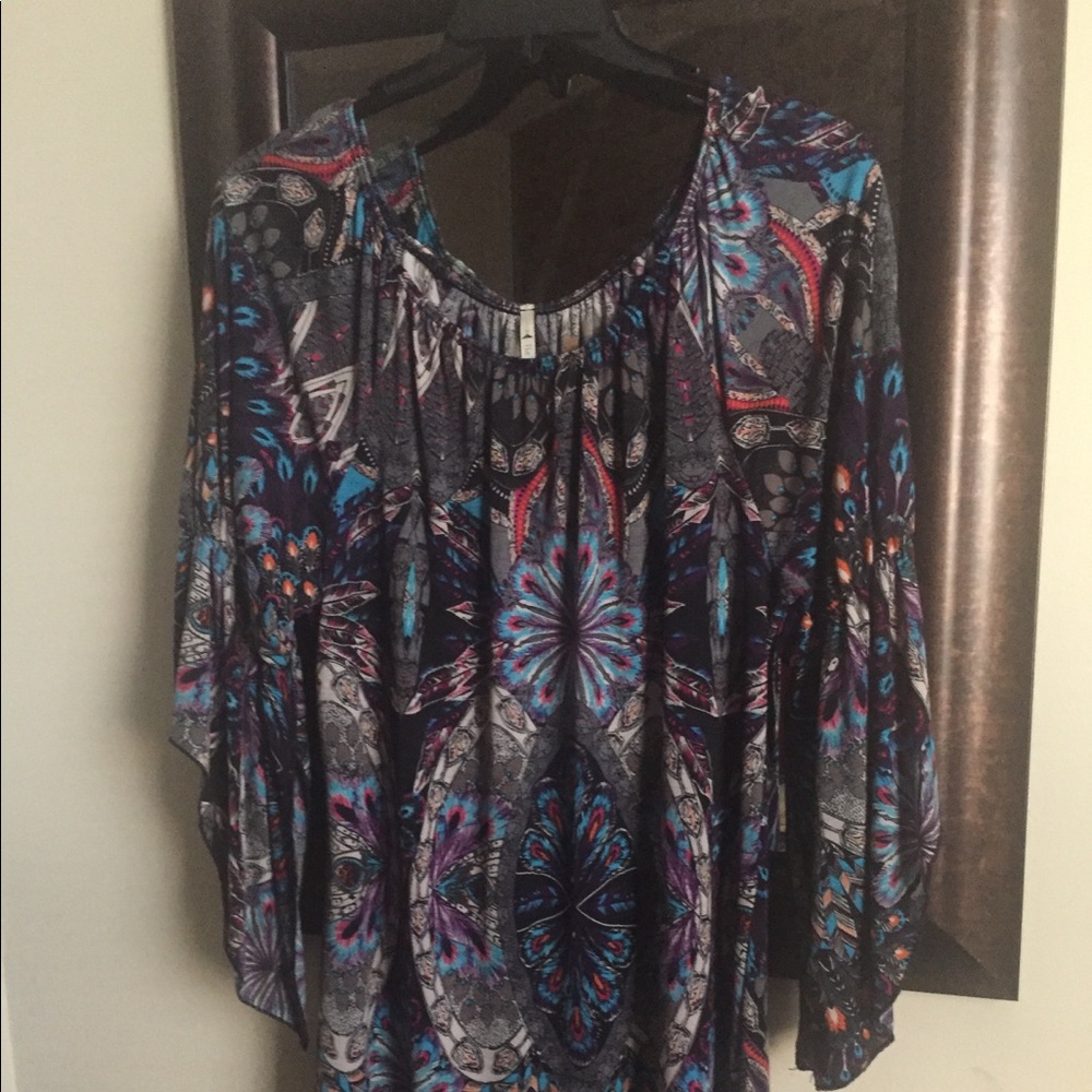 1XL Dress by The Hanger.
